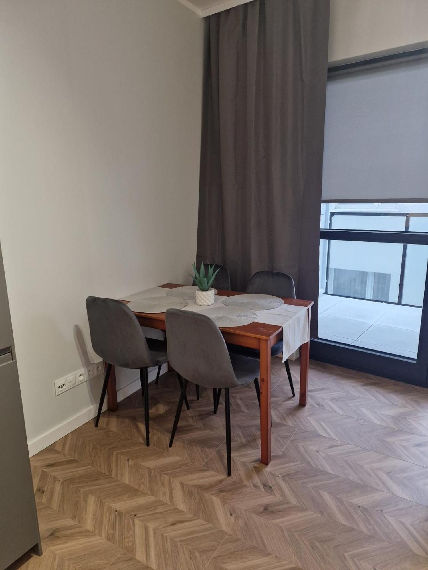 Szarych Szeregow Elegant Warszawa